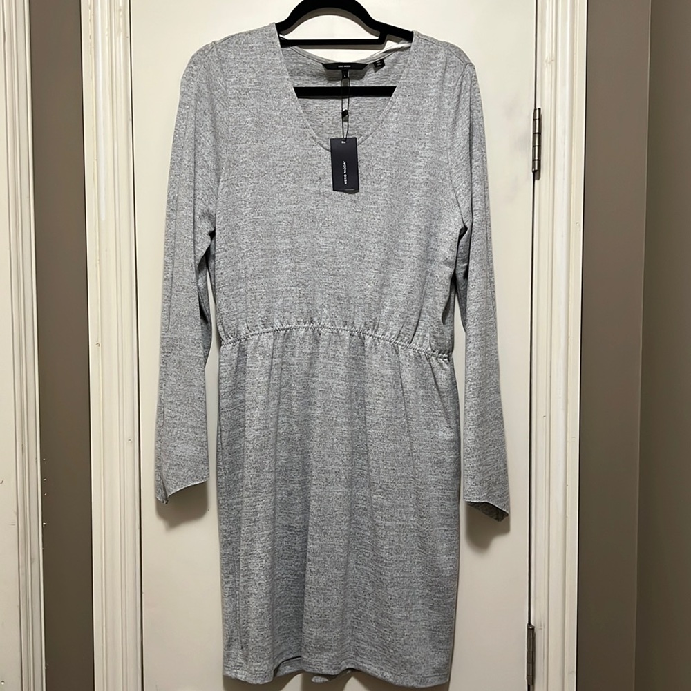 Light grey, long sleeve casual dress. Vero Moda size Large. Brand new with tags.